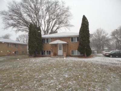 8812 Old Cedar Ave S, Bloomington, MN 55425