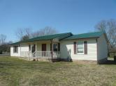 Photo of 200 Scenic Circle, Tullahoma, TN 37388