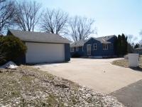 5826 Ewing Ave N, Brooklyn Center, MN 55429